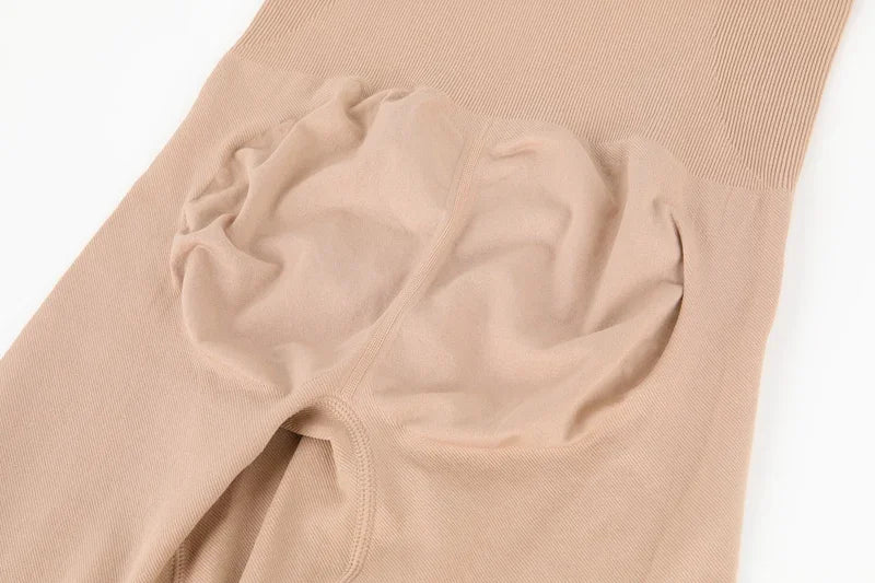 Body short gainant sculptant